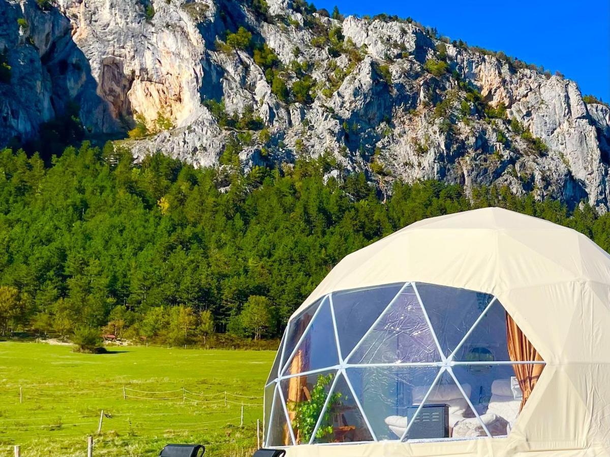 Glamping Hohe Wand - Zelt Mit Sternenfenster Und Whirlpool Maiersdorf Exterior foto