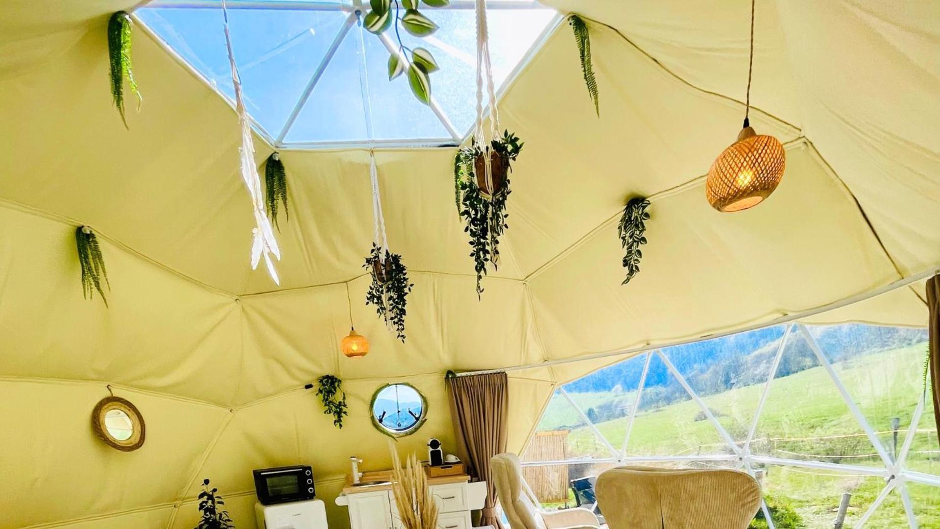 Glamping Hohe Wand - Zelt Mit Sternenfenster Und Whirlpool Maiersdorf Exterior foto